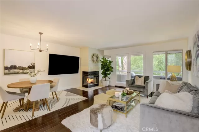 MLS: OC23104687 Condo For Sale