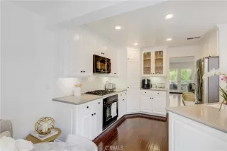 Photo #3: OC23104687 Listing 