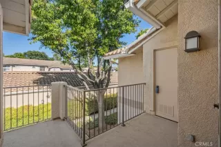 Photo #3: OC23104765 Listing 