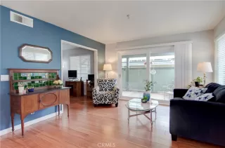 Photo #1: OC23104897 Listing 