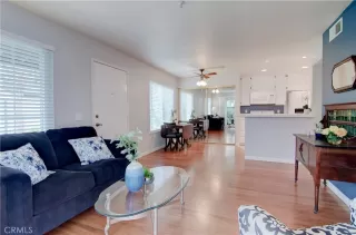 Photo #3: OC23104897 Listing 