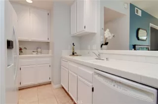 Photo #6: OC23104897 Listing 