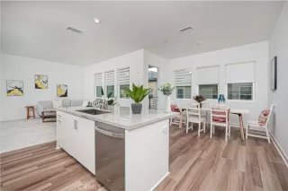 Photo #5: OC23104959 Listing 