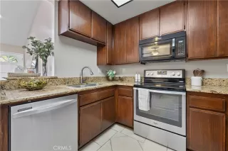 Photo #5: OC23105173 Listing 