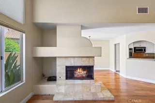 Photo #4: OC23105233 Listing 