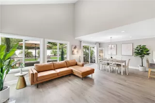 Photo #6: OC23105427 Listing 