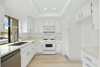 Photo #1: OC23105640 Listing