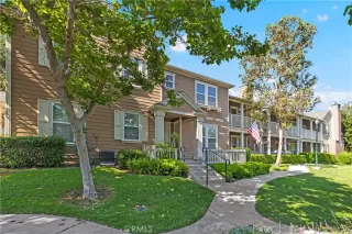 Photo #2: OC23105882 Listing