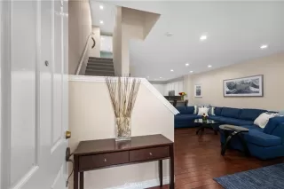 Photo #4: OC23105882 Listing