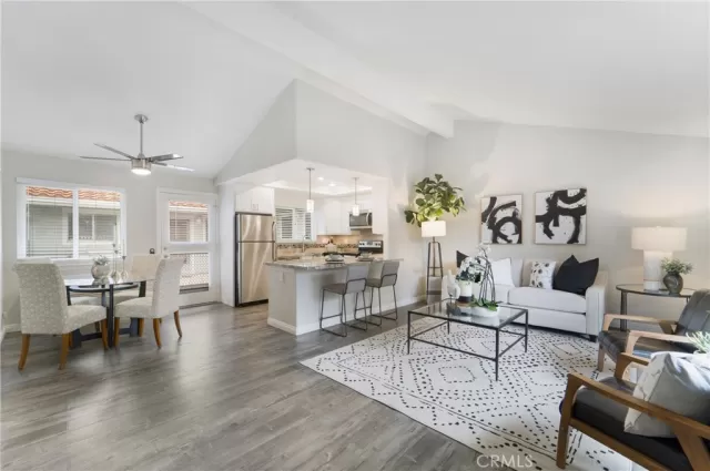 MLS: OC23105905 Condo For Sale