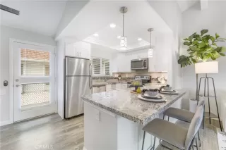 Photo #3: OC23105905 Listing