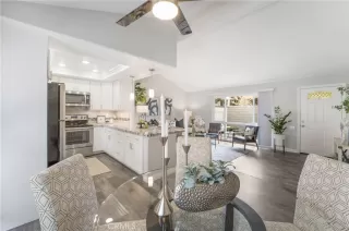 Photo #4: OC23105905 Listing