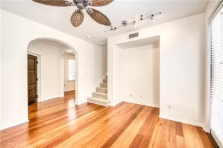 Photo #5: OC23105936 Listing 