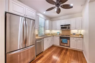 Photo #6: OC23105936 Listing 