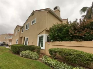 Photo #2: OC23106019 Listing 