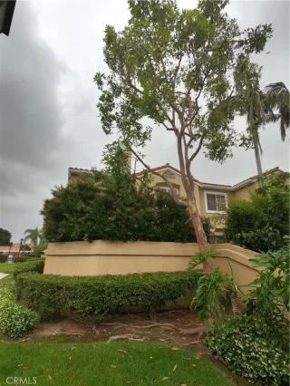 Photo #3: OC23106019 Listing 