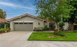 Photo #2: OC23106233 Listing