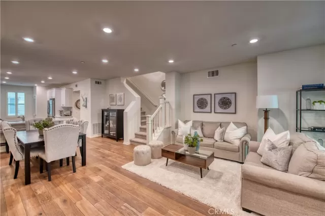 MLS: OC23106655 Condo For Sale