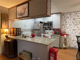 Photo #3: OC23107259 Listing