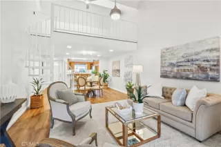 Photo #2: OC23107359 Listing