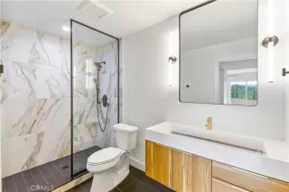 Photo #3: OC23107436 Listing 