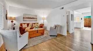 Photo #2: OC23107767 Listing 