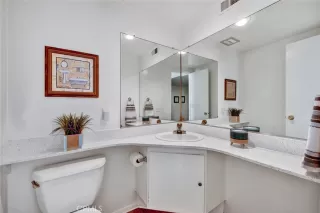 Photo #3: OC23107767 Listing 