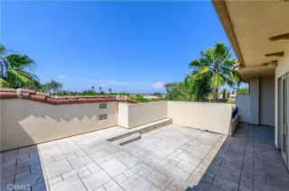 Photo #4: OC23107804 Listing