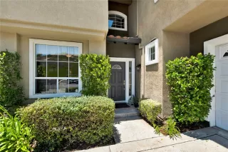 Photo #3: OC23107806 Listing 