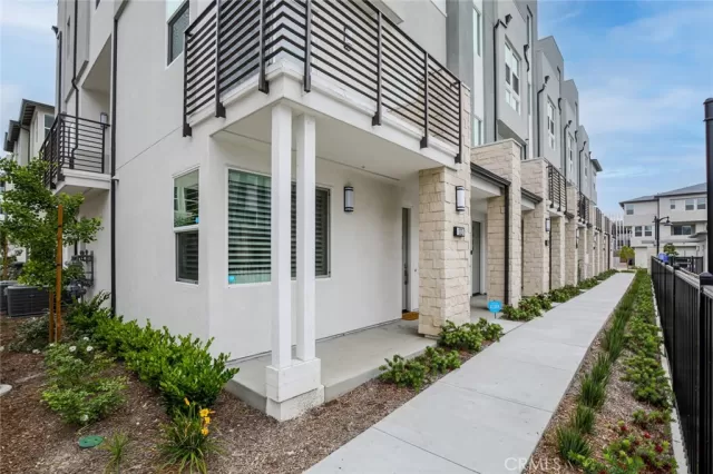 MLS: OC23108075 Condo For Sale