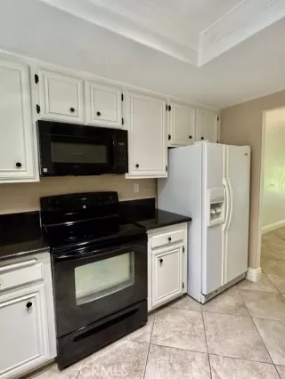 Photo #5: OC23108170 Listing