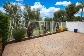 Photo #3: OC23108261 Listing 