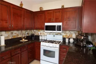 Photo #6: OC23108261 Listing 