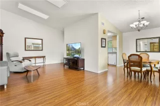 Photo #5: OC23108315 Listing