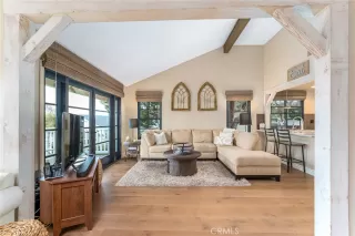 Photo #6: OC23108406 Listing 