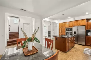 Photo #3: OC23108413 Listing 