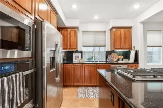 Photo #5: OC23108413 Listing 