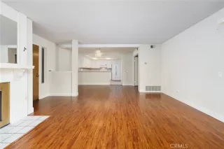 Photo #4: OC23108603 Listing 