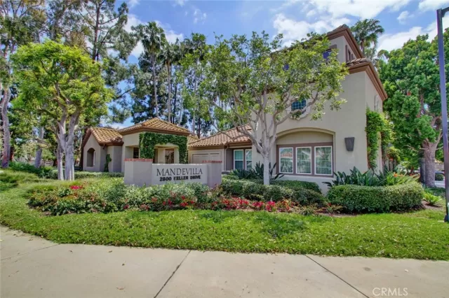 MLS: OC23108645 Condo For Sale