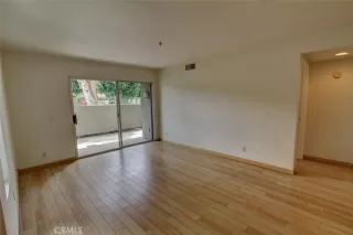 Photo #4: OC23108645 Listing 