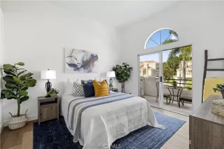 Photo #2: OC23108664 Listing