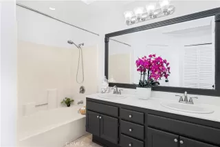 Photo #5: OC23108664 Listing