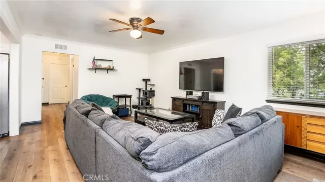 MLS: OC23108704 Condo For Sale