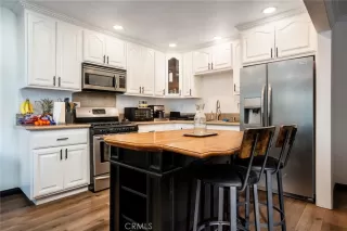 Photo #4: OC23108704 Listing