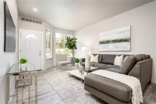 Photo #1: OC23108830 Listing 