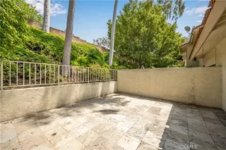 Photo #1: OC23109073 Listing