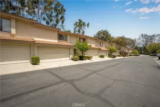 Photo #5: OC23109073 Listing