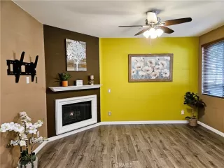 Photo #5: OC23109216 Listing