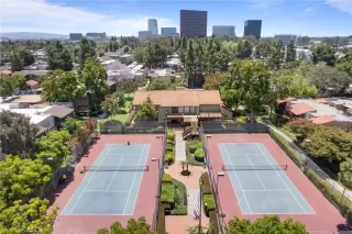 Photo #3: OC23109318 Listing