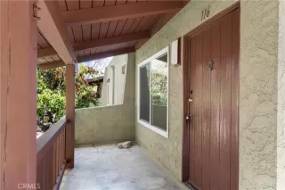 Photo #5: OC23109318 Listing